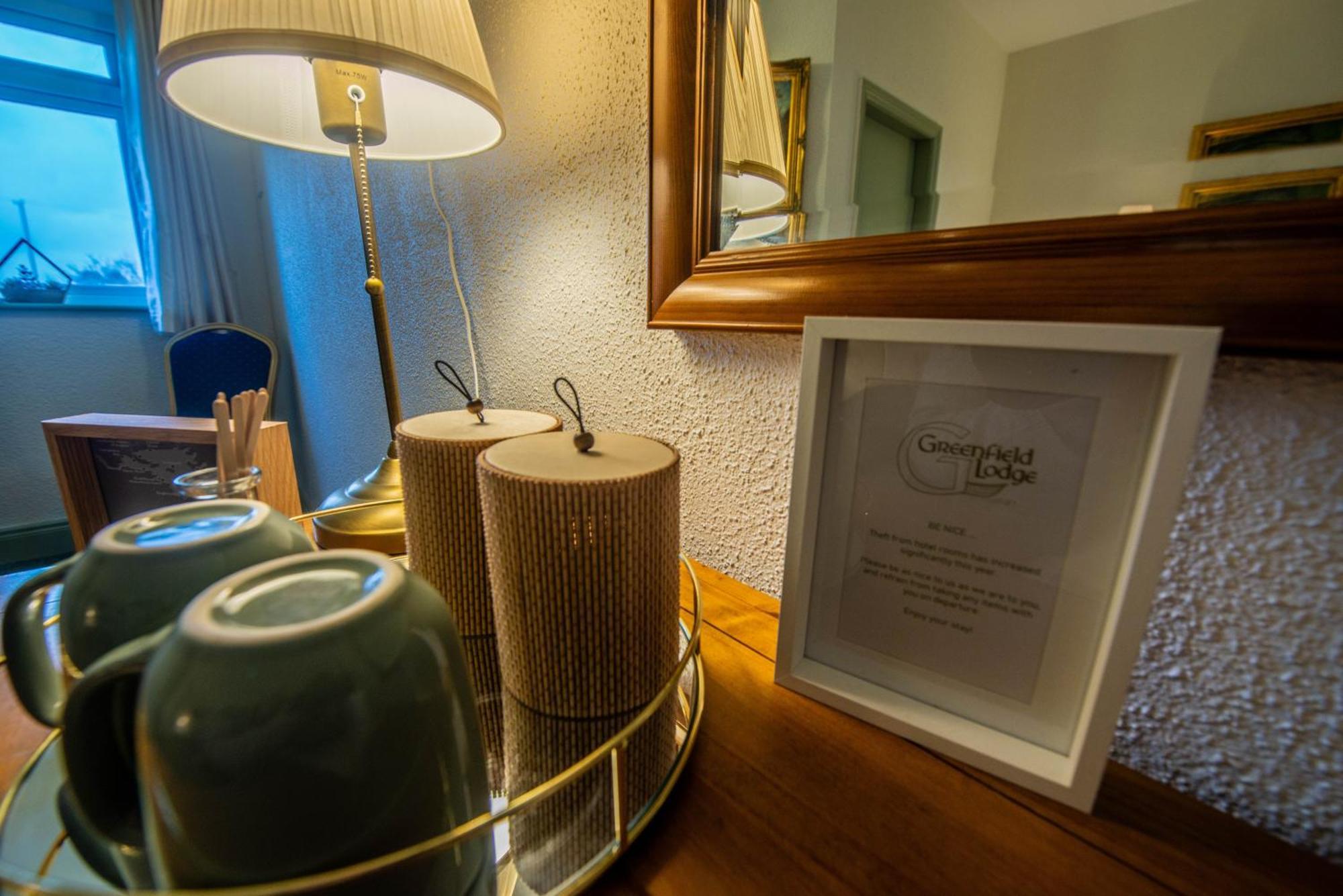 Greenfield Lodge Hotel Bar & Bistro Headford Екстериор снимка