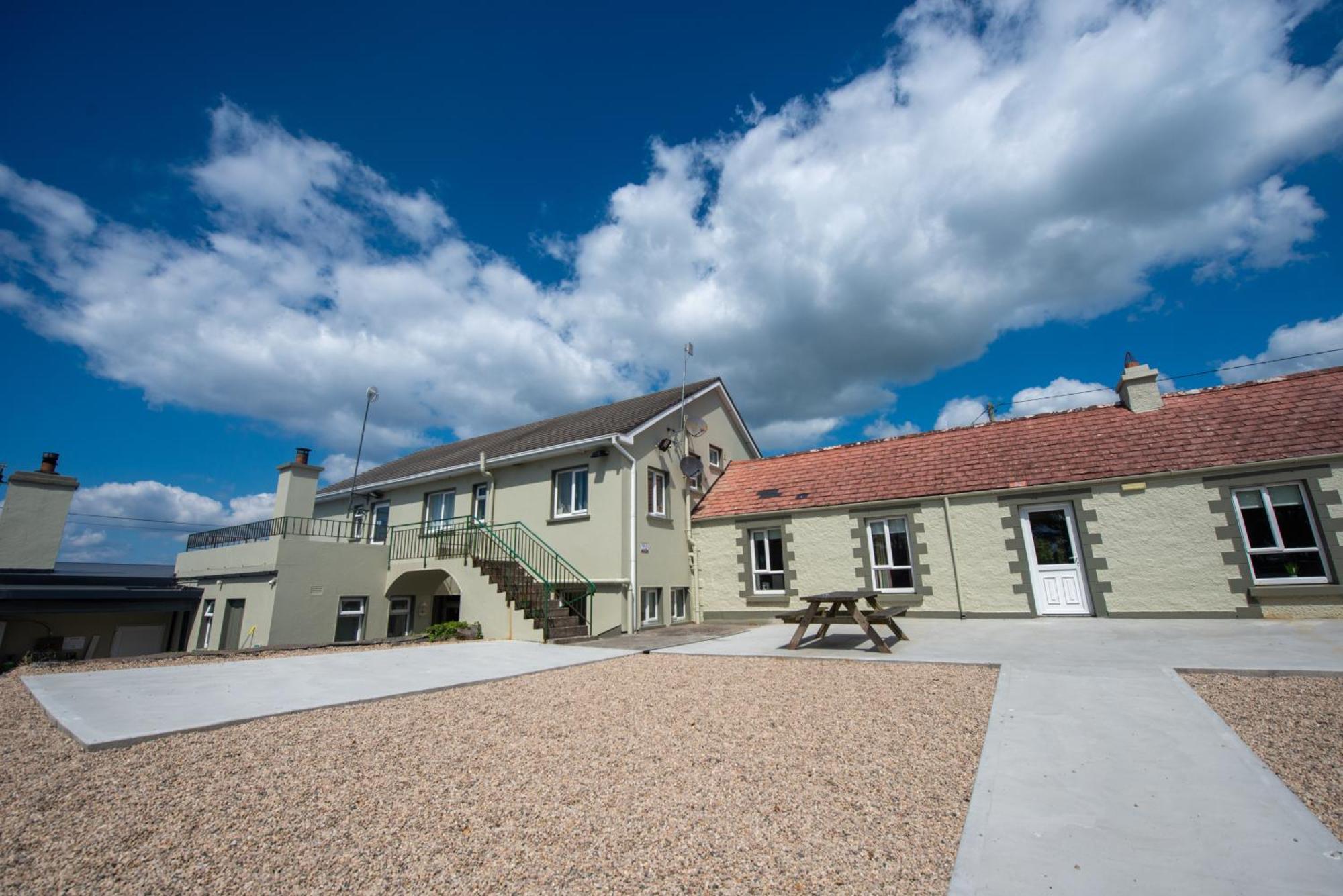 Greenfield Lodge Hotel Bar & Bistro Headford Екстериор снимка