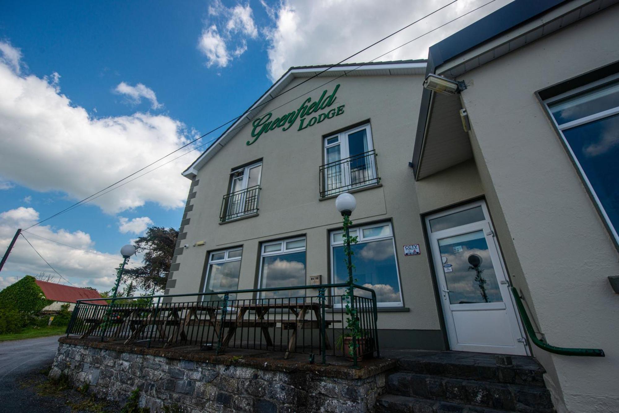 Greenfield Lodge Hotel Bar & Bistro Headford Екстериор снимка